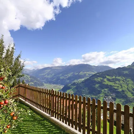 Apartment In Hippach Near Horbergbahn, Cleaning Included *