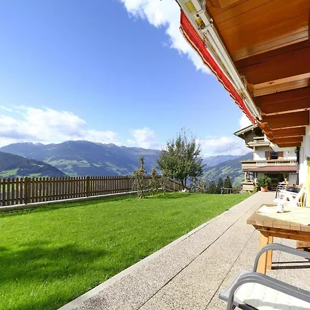 Apartment In Hippach Near Horbergbahn, Cleaning Included Muhlen (Tyrol)